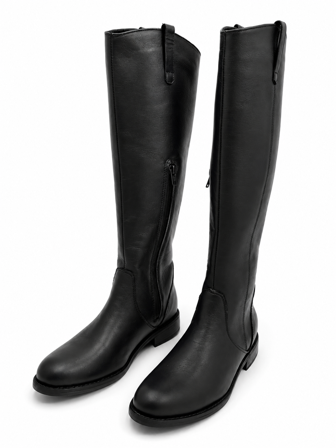 Botas altas de cuero negro