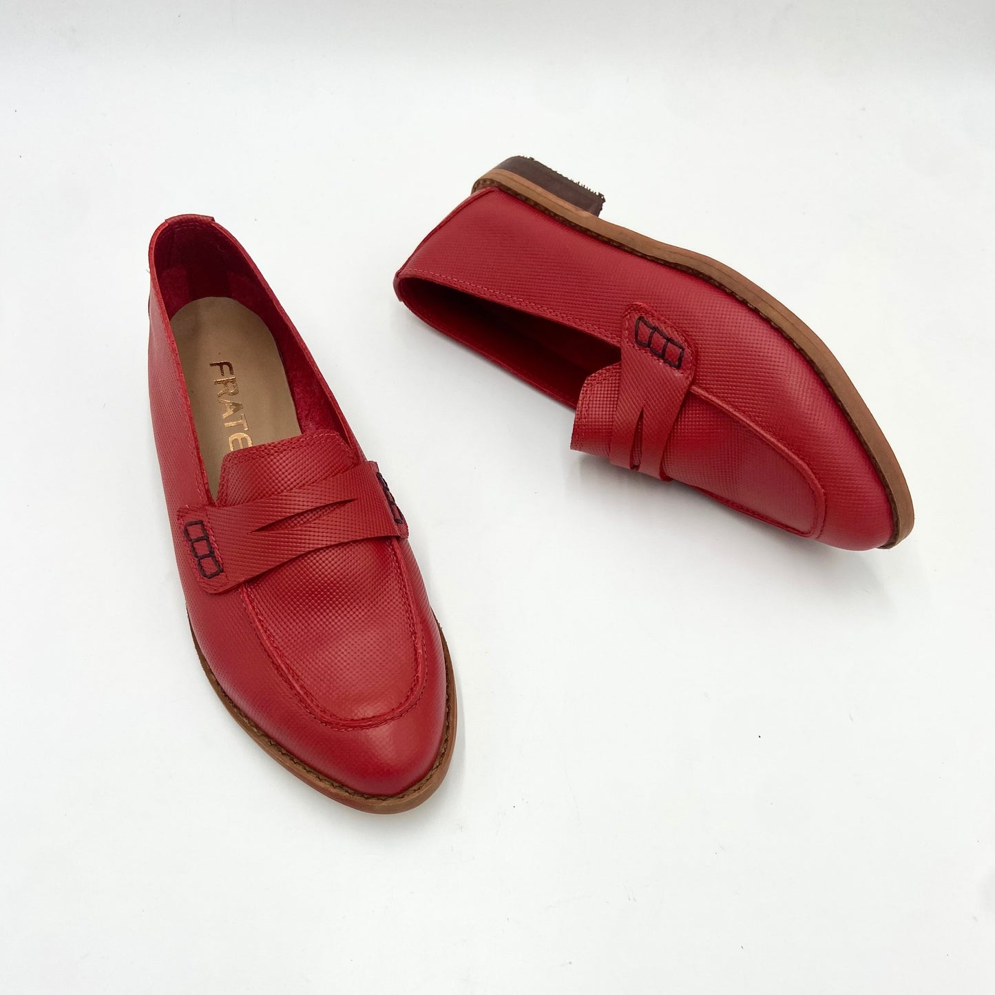 1450 Cuero Rojo