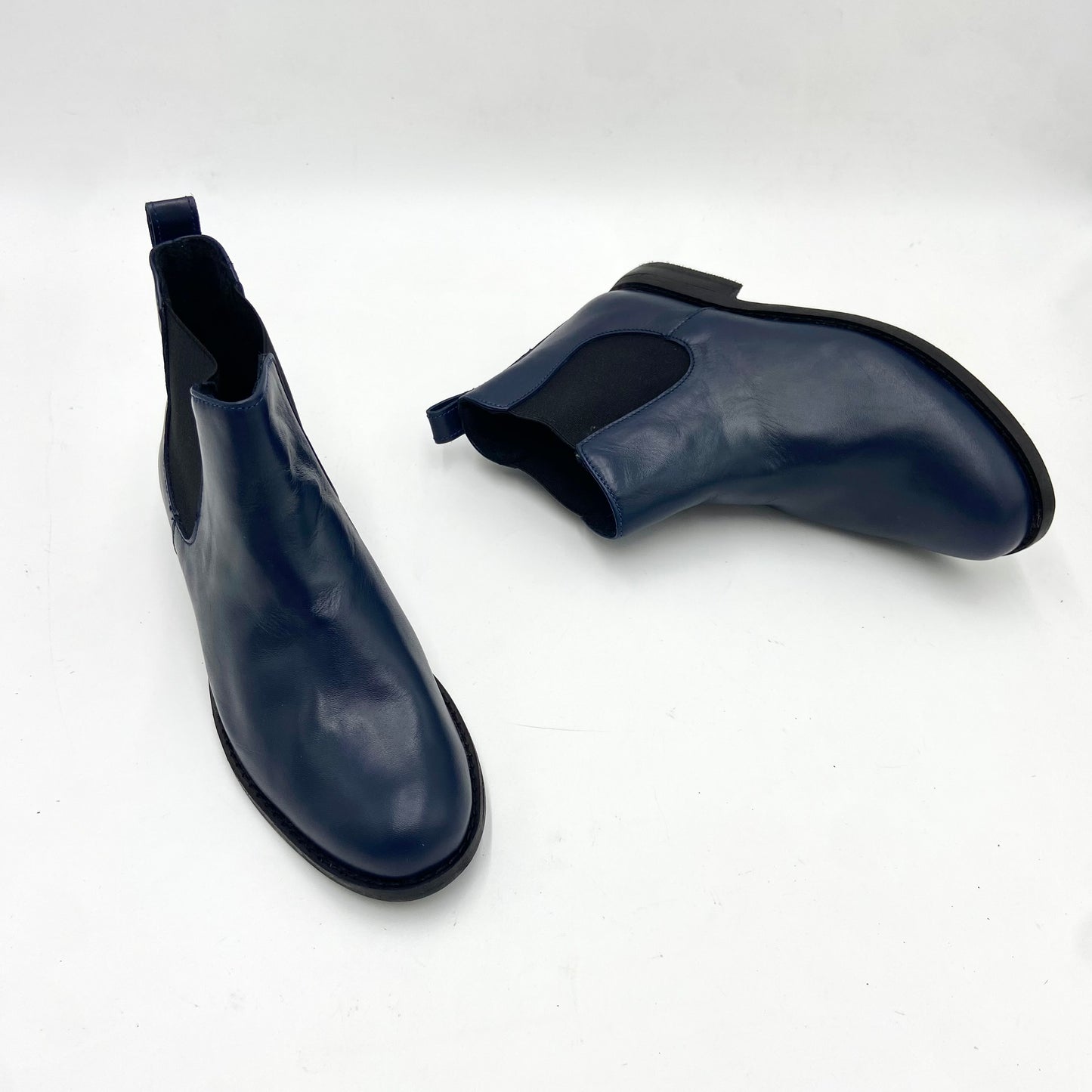 Beatle cuero azul marino