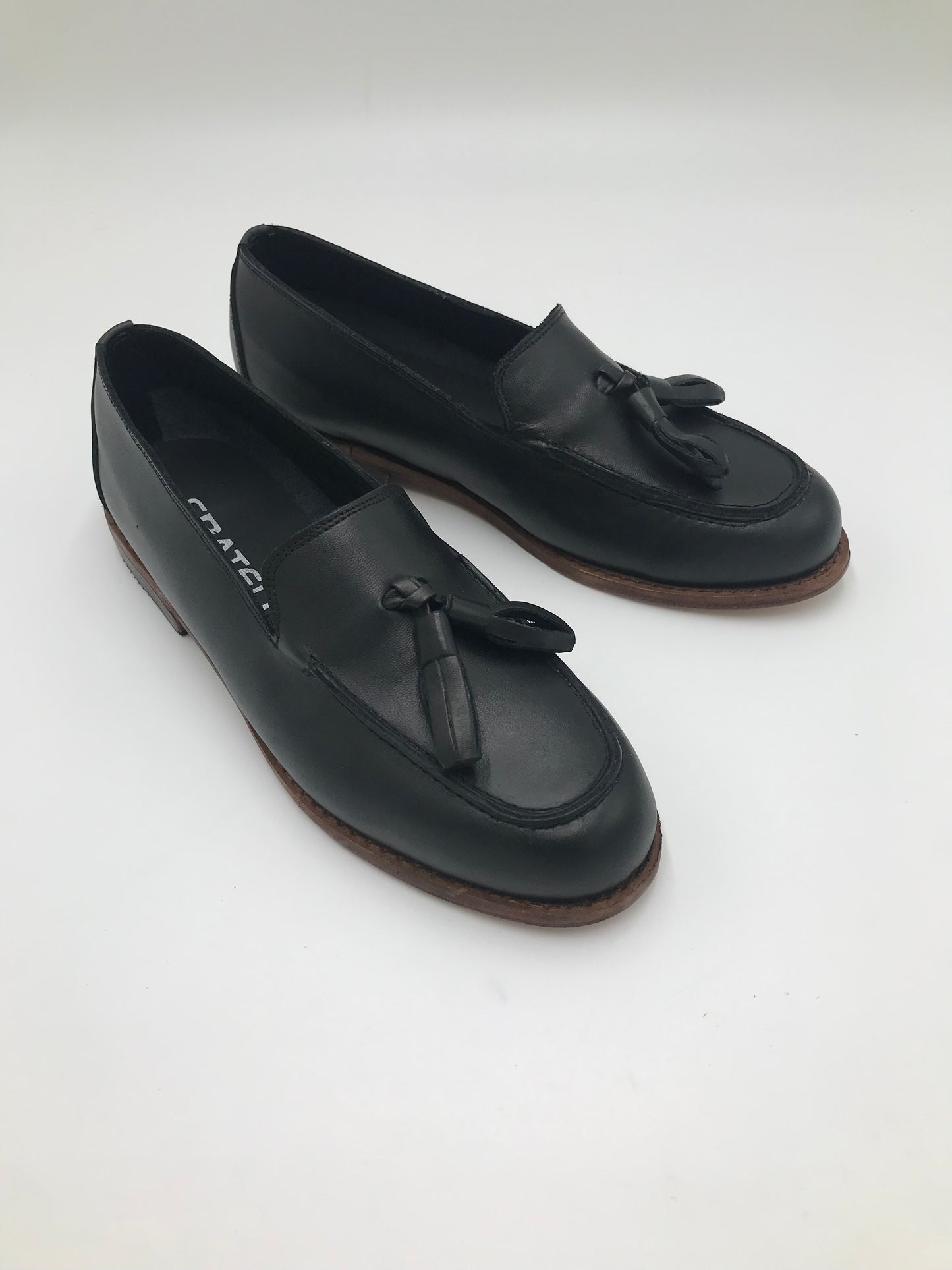 Mocasines 982 Pompón Cuero Negro