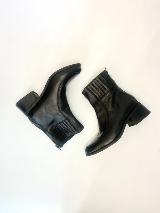 Praga Cuero Negro