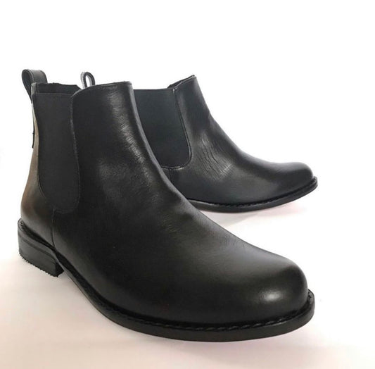 Beatle Cuero Negro