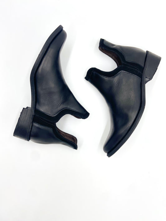 Española Cuero Negro